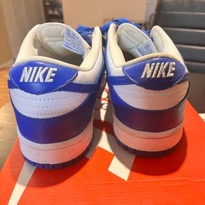 Nike dunk low “kentucky”